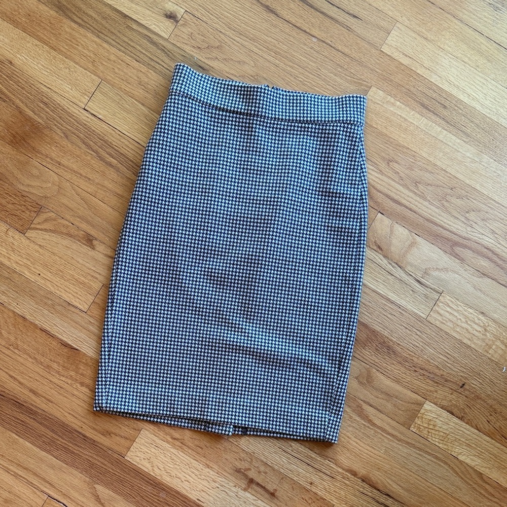 Ann Taylor Houndstooth Pencil Skirt
